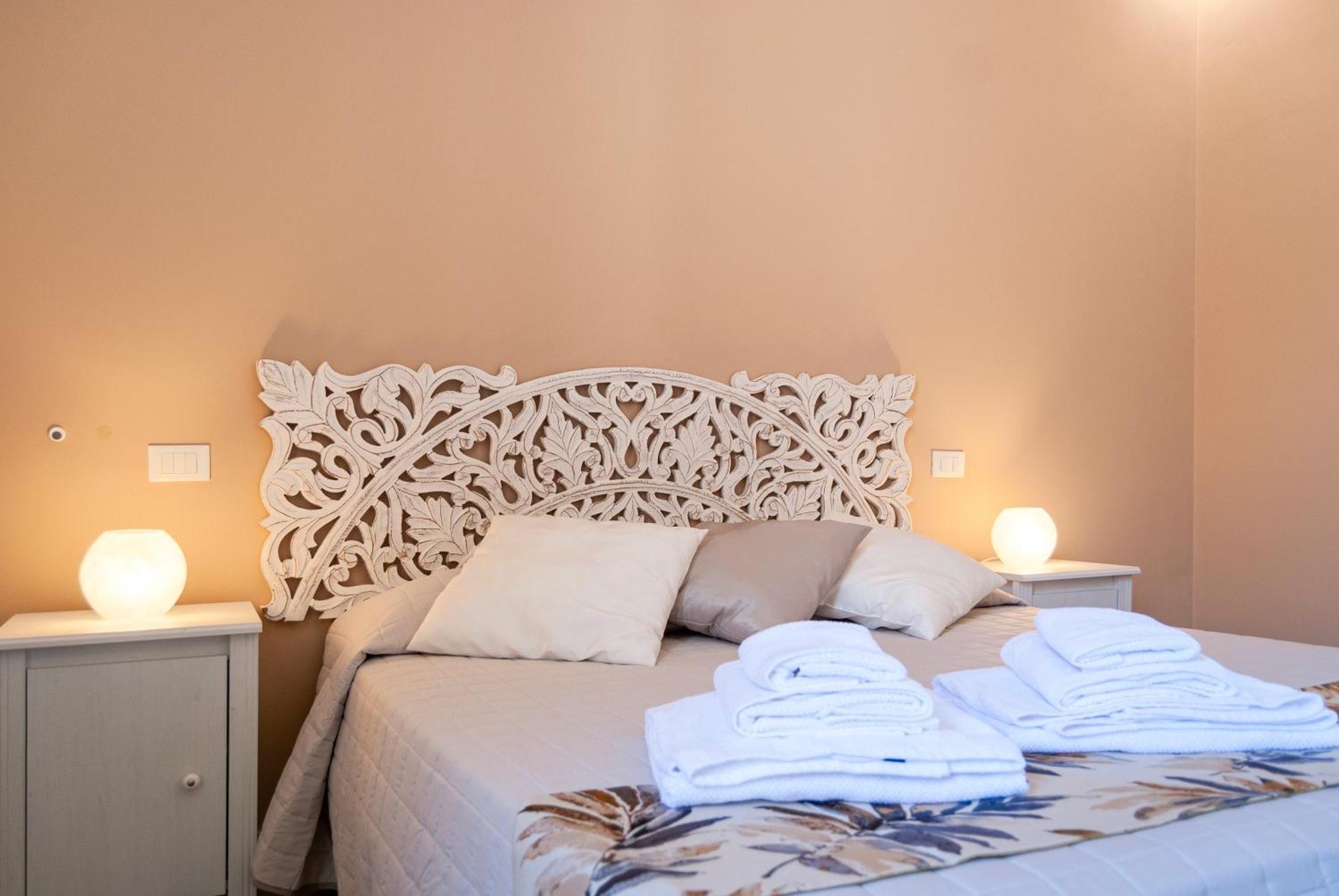 La Pigna Bianca Suites Лечче Экстерьер фото